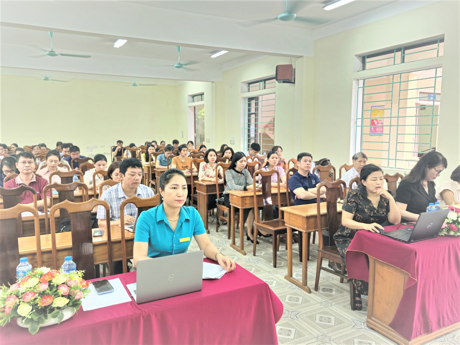 Chi nhánh Công ty cổ phần tập đoàn giáo dục và công nghệ A Plus tại Hà Tĩnh thông báo tuyển dụng