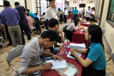 Trung tâm Dịch vụ việc làm Hà Tĩnh tổ chức phiên giao dịch việc làm online kết nối Doanh nghiệp và lao động