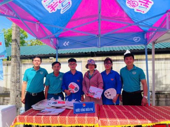 Đồng hành cùng các sỹ tử trong chương trình " Tiếp sức mùa thi năm 2025"