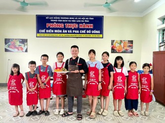 Thông báo tuyển sinh lớp kỹ năng nghề Nấu ăn - pha chế cho trẻ