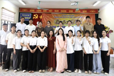 Sôi nổi cuộc thi" Tìm hiểu từ vựng chuyên ngành trong tiếng Hàn" dành cho học...
