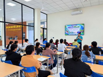 Hỗ trợ người lao động tham gia Phiên trực tuyến “Ngày hội việc làm toàn quốc”