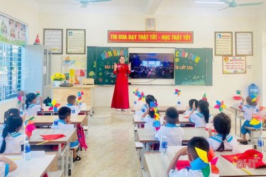 Hà Tĩnh tuyển 279 giáo viên các cấp