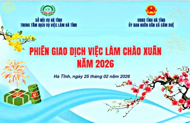 Phiên giao dịch việc làm chào xuân tại UBND xã Cẩm Duệ