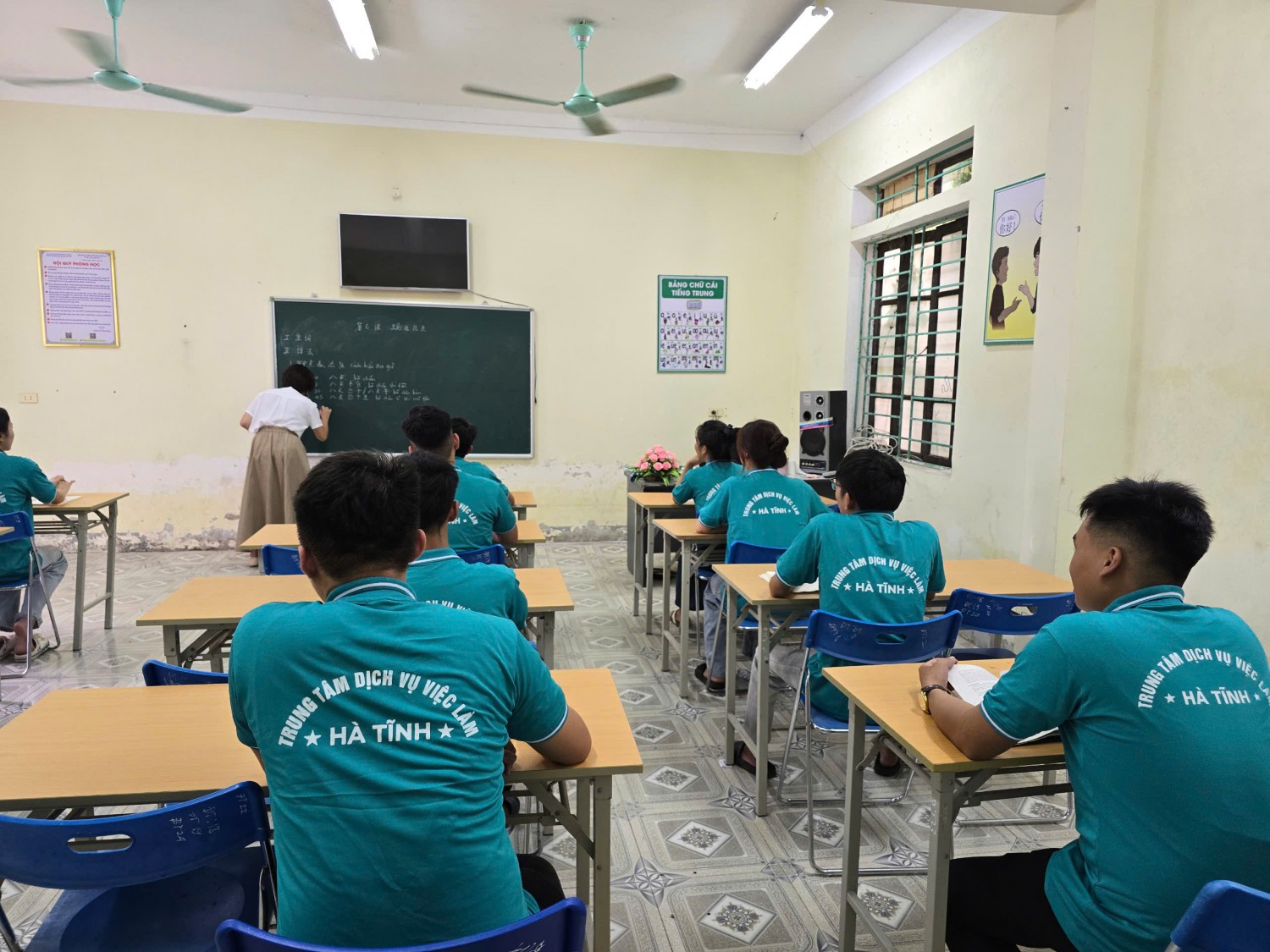 Khai giảng lớp tiếng Trung ngày 23/9/2025 tại Sàn giao dịch việc làm Kỳ Anh