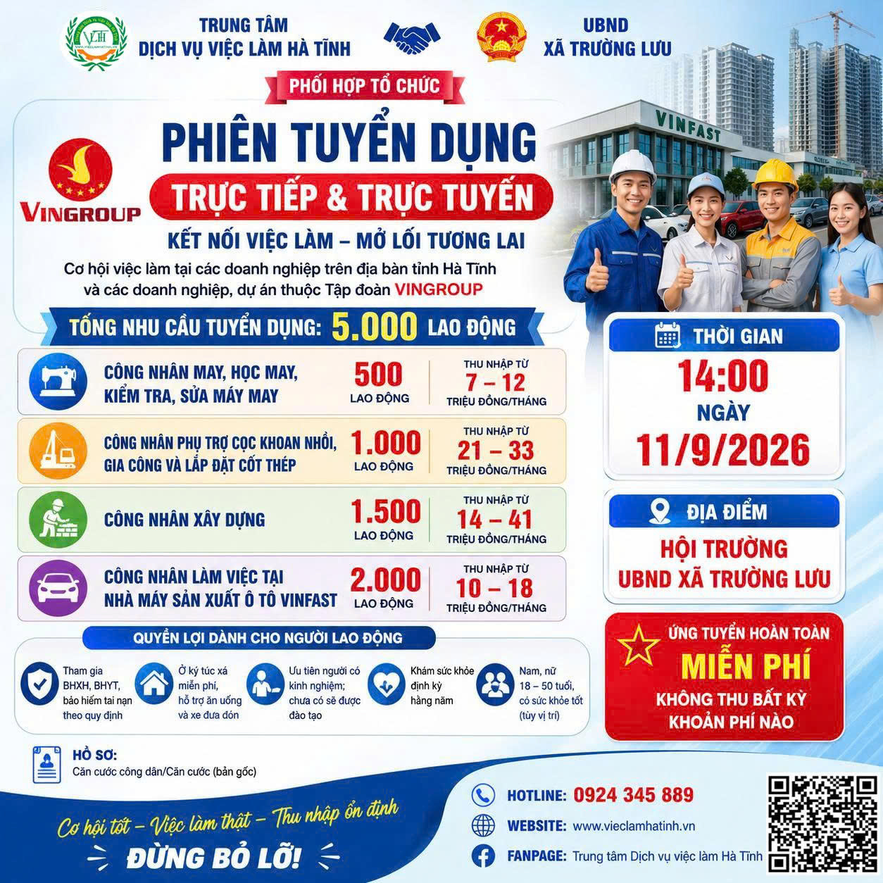 Người lao động Hà Tĩnh làm thủ tục đăng ký dự thi tiếng Hàn chương trình EPS trong ngày đầu tiên.