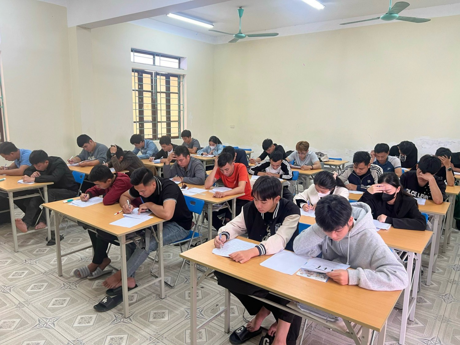 Thông báo tuyển sinh đào tạo tiếng Trung Quốc