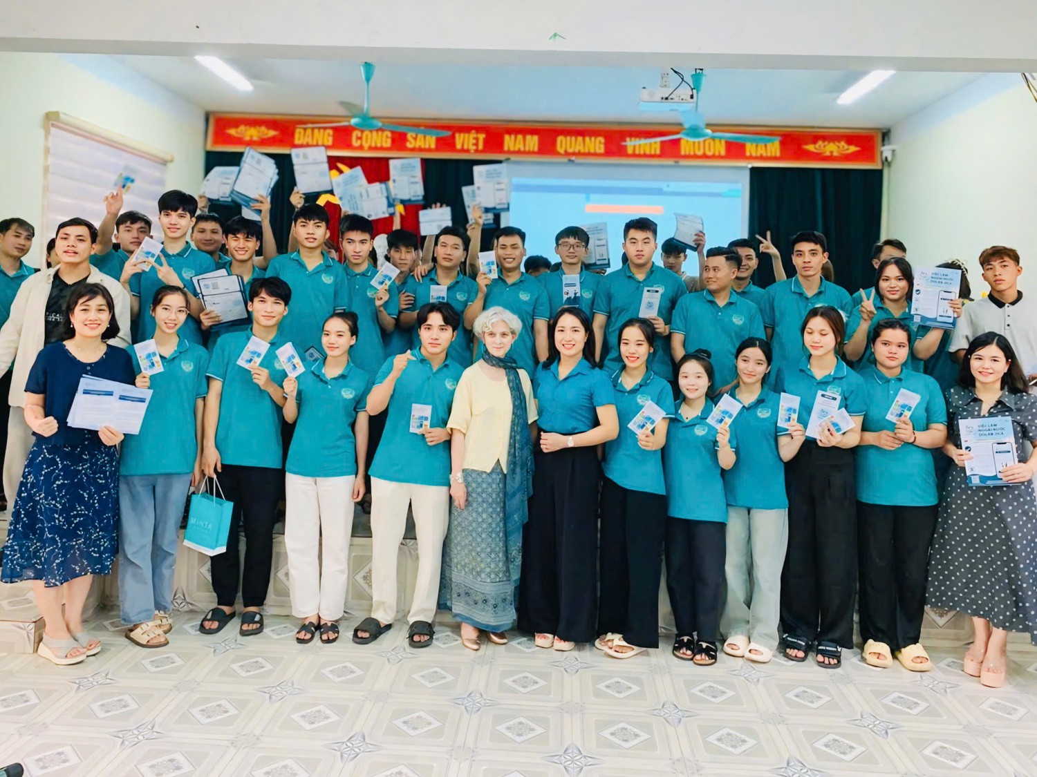 z6918554614559 c7f8aa83aef4262d45ef7755367f4fbf