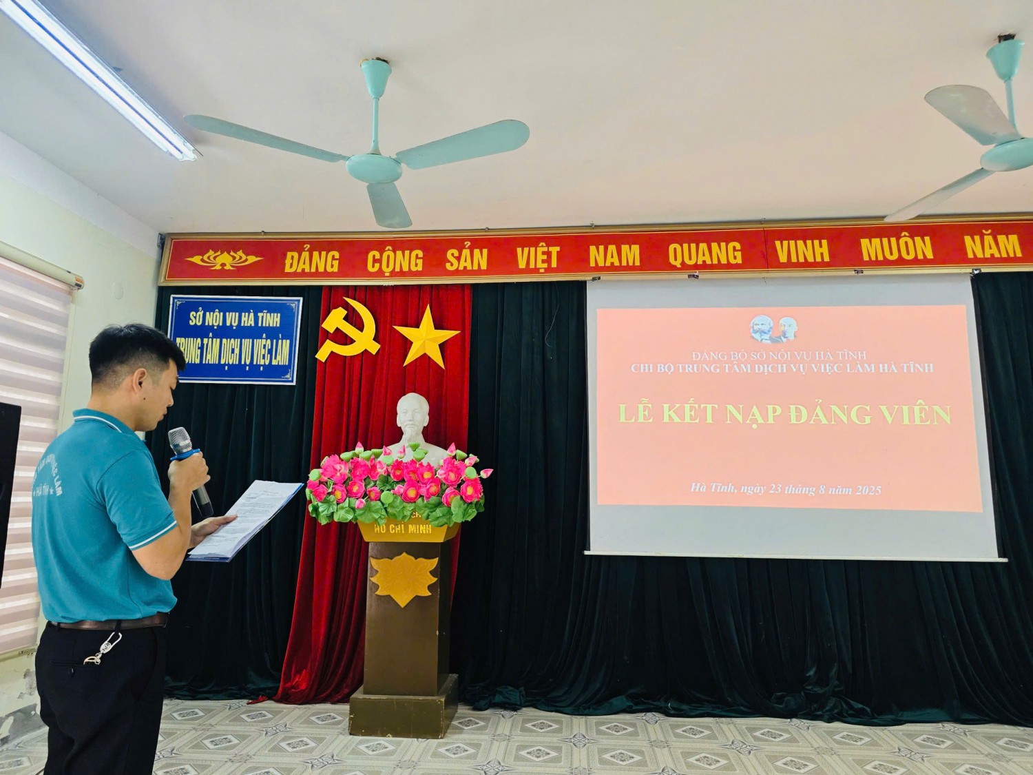 z6935546346186 b8c939476335f5bbfe78d5d88d8688b4