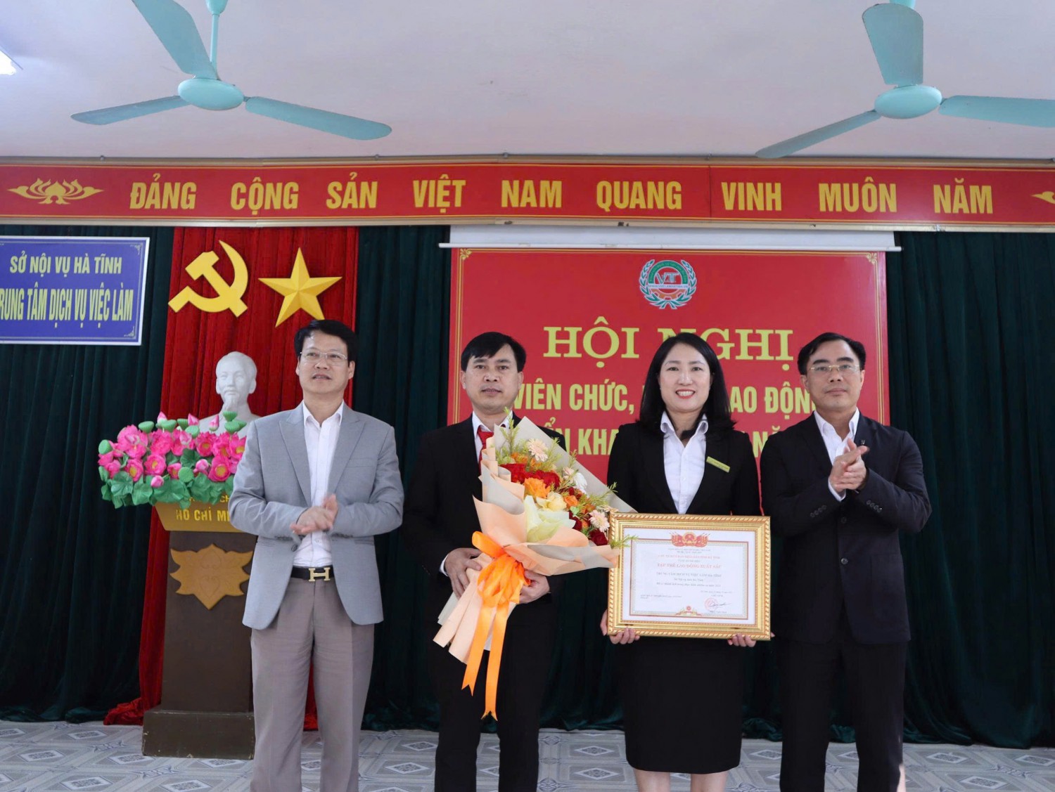 z7430325440835 3bcb265d24dc643d171b25ce048bd908