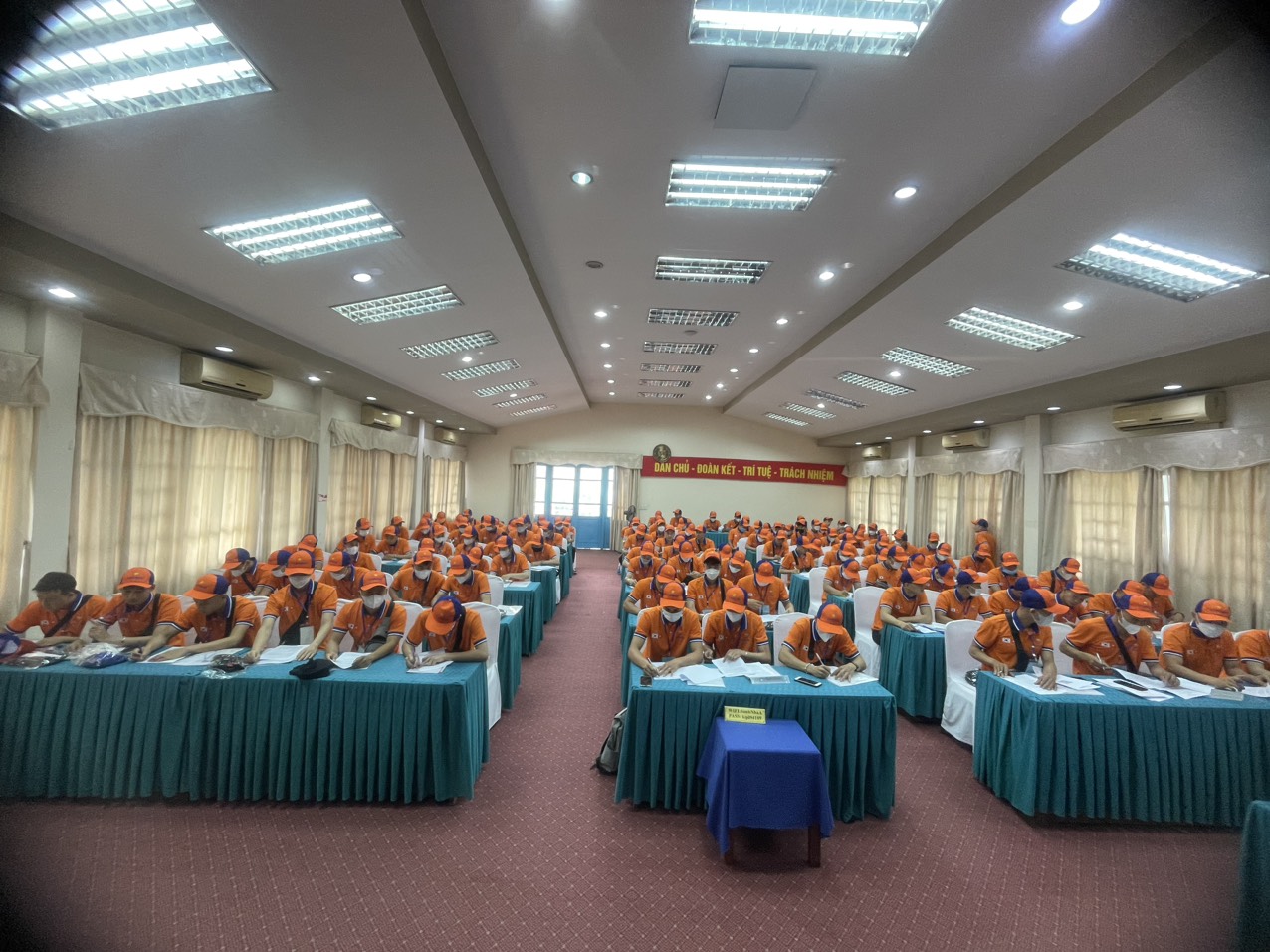 Gắn kết yêu thương qua chương trình Tết Thiếu nhi 1/6 tại Trung tâm Dịch vụ việc làm Hà Tĩnh