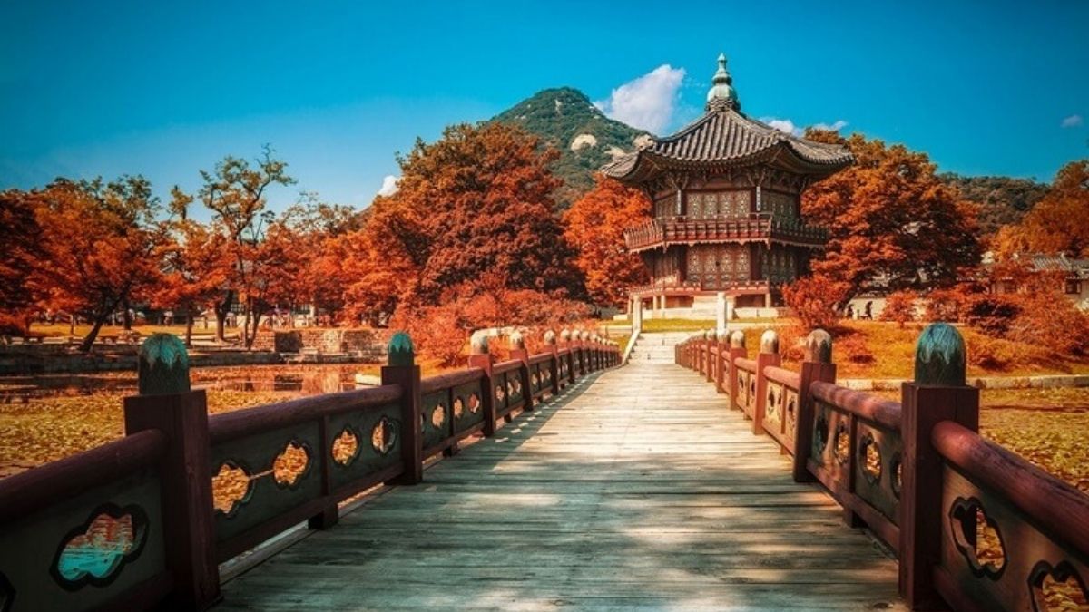 Trung tâm Dịch vụ việc làm tổ chức nói chuyện chuyên để về đạo đức công vụ
