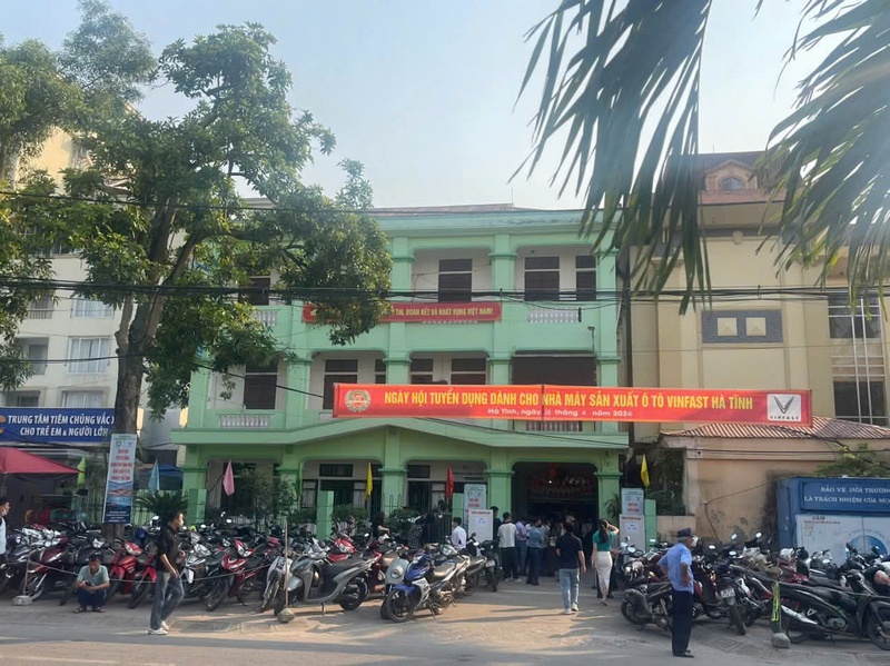 Công ty TNHH Xăng dầu Giang Nam tuyển gấp 4 nhân viên bán hàng