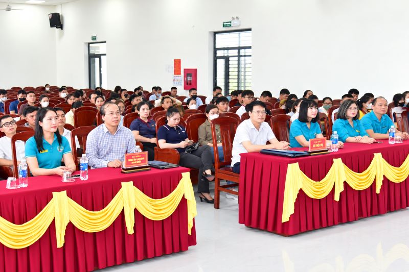 đẠI BIỂU THAM DỰ 1